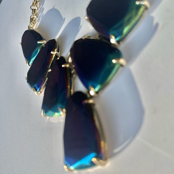 Kendra Scott Iridescent gold purple blue green Harlow Necklace - Picture 8 of 12